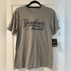 Nike Gray Yankees Baseball Tee